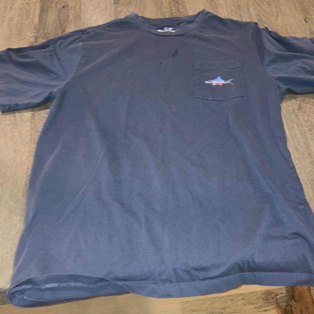 Vineyard Vines size 16 Navy with shark